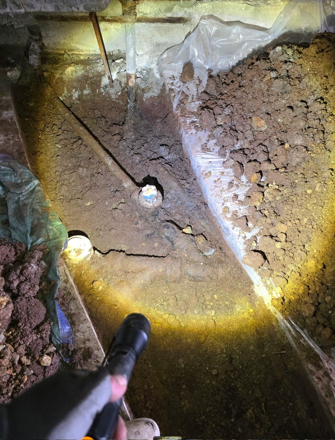 Laundry waste line replacement — the 500 block of Bella Vista Way